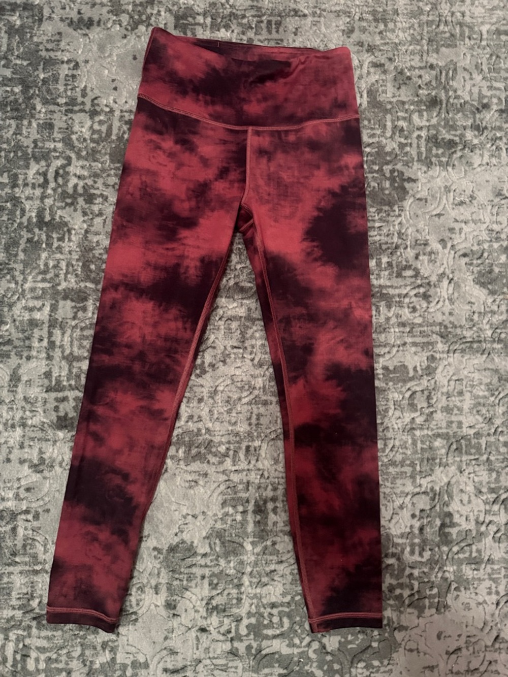 Athleta Tie-Dye Elation 7/8 tight